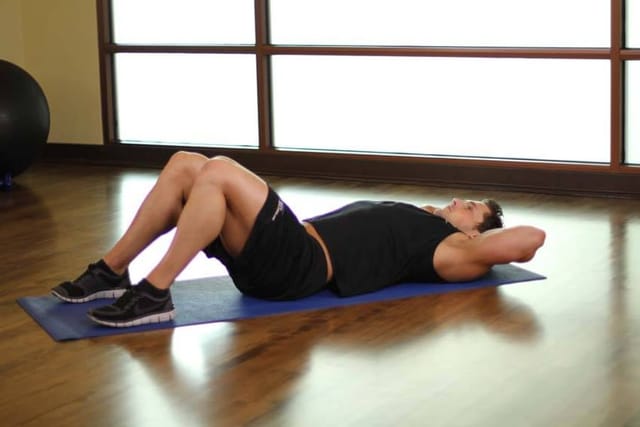 One Knee to Chest, start position