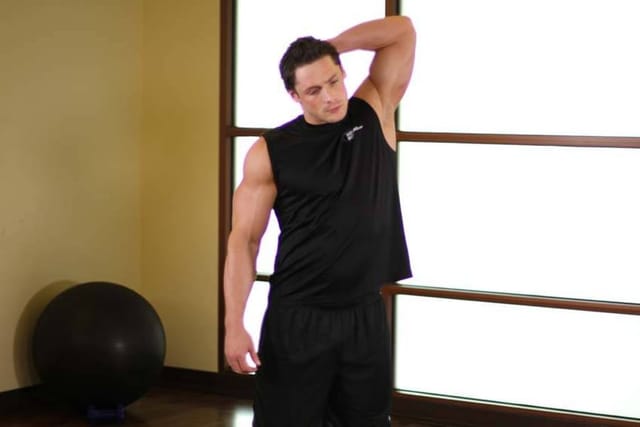 Standing Side Bend, start position